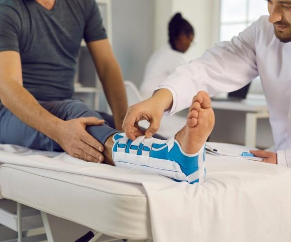 Ortopedi ve Travmatoloji Uzmanı | Tedavi ve Ameliyat Hizmetleri Ortopedi ve Travmatoloji Uzmanı | Tedavi ve Ameliyat Hizmetleri